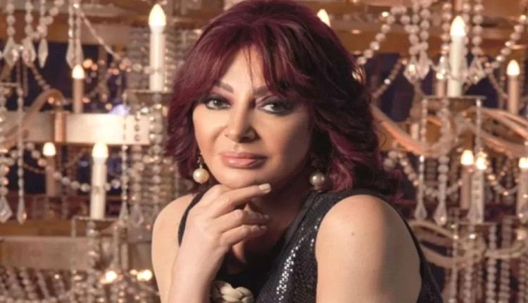 نبيلة عبيد تعبر عن سعادتها بالعودة إلى الإذاعة برواية لإحسان عبد القدوس
