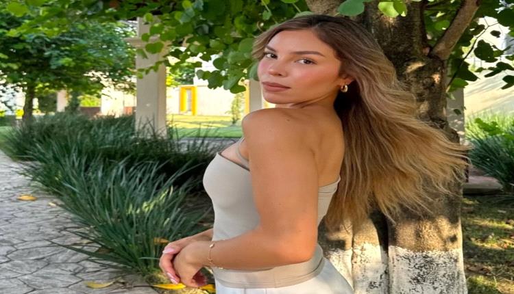 وفاة المؤثرة الكولومبية الشهيرة صوفيا موريو ووالدتها وجدّتها بحادث مروحية مأسوي