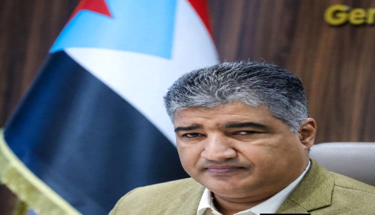 نزار هيثم: من أخفق في حماية صنعاء بأي منطق يفرض مستقبل الجنوب؟