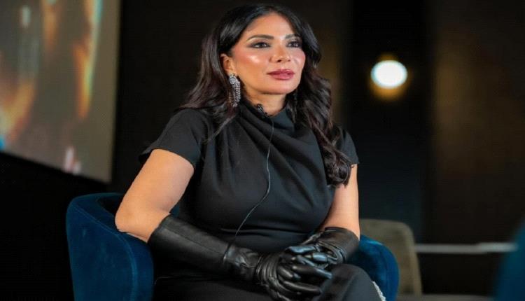 منى زكي تعود للدراما بمسلسل «طالع نازل» بعد غياب 3سنوات