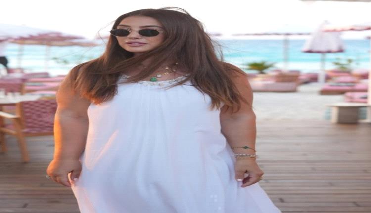 كندة علوش تستعيد رشاقتها بشكل ملحوظ في الساحل الشمالي