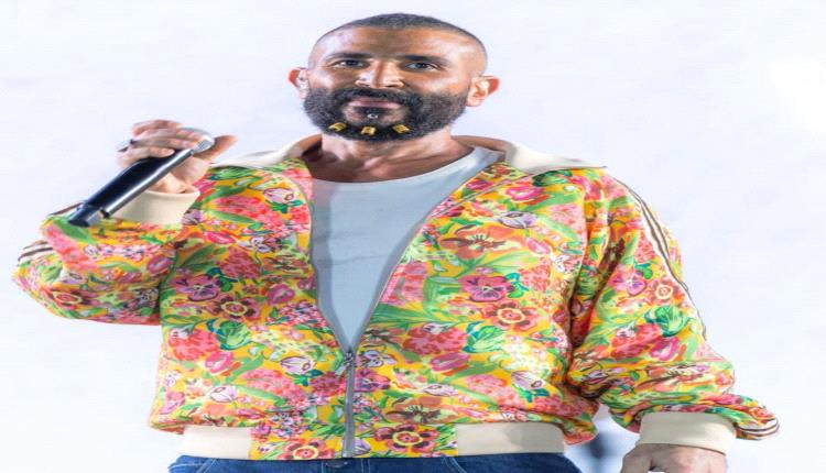 ظهور طليقة أحمد سعد الاولى في حفله لدعم ابنتها يطرح سؤالا عن عدد زيجاته وأبنائه
