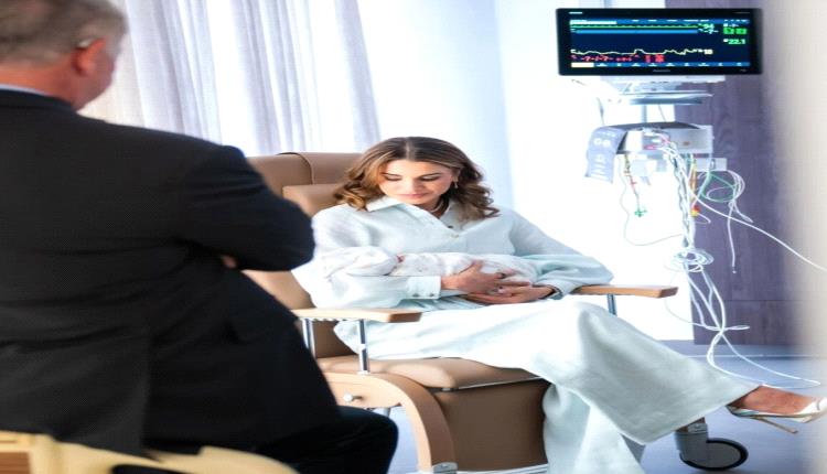 الملكة رانيا ترسخ مصطلح «نادي الأجداد».. من هنّ حفيداتها؟