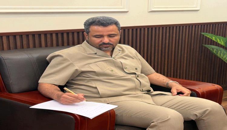 محافظو أبين والضالع يحصلون على الدعم.. فلماذا يُحارب محافظ لحج؟