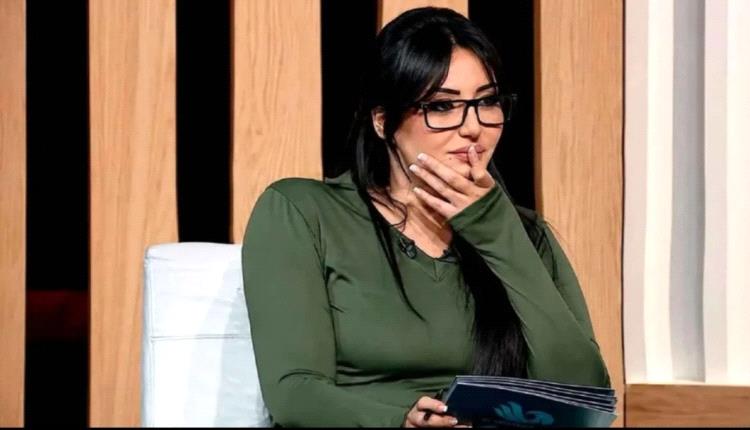 المذيعة دينا المصري ترد على قرار إيقافها عن العمل في قناة «المحور»
