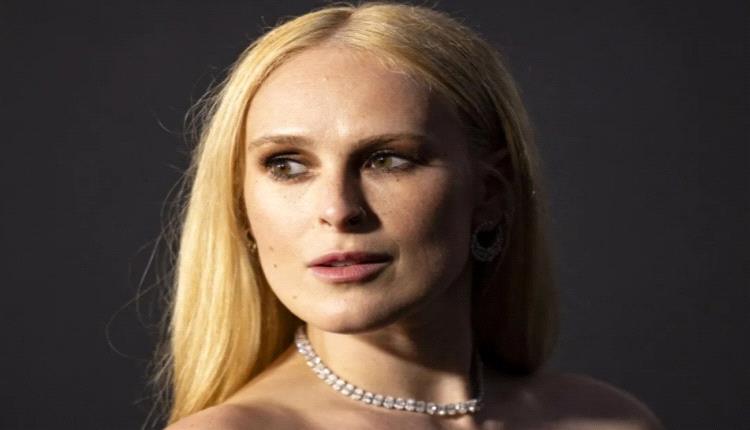 رومر ابنة بروس ويليس تواجه الخرف بفحوصات جينية بسبب والدها