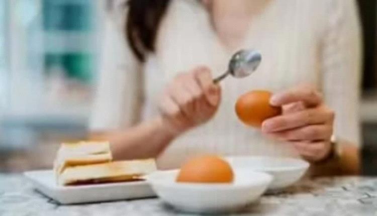 دراسات علمية لمدة 28 عامًا تكشف العلاقة بين البيض وصحة القلب