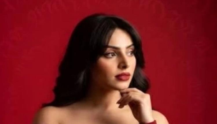 ملثمون يهاجمون فنانة مصرية بعدما وقعت في فخ مطاردة شرسة  على الطريق