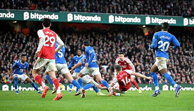 ارسنال يهزم سندرلاند3-0 وتشيلسي يفوز علي ولفرهامبتون 3-1 في الدوري الانجليزي