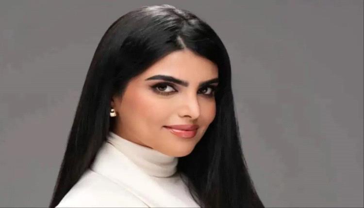 المؤثرة السعودية سارة الودعاني تفاجئ الجمهور بخلع الحجاب والحديث يعود عن واقعة الـ50 ألف
