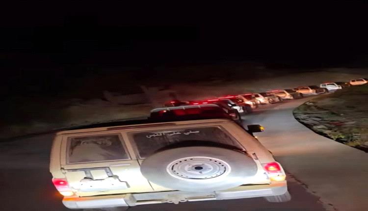 انتفاضة قبلية.. كمين يستهدف تعزيزات حـ,ـوثية في هذه المحافظة!