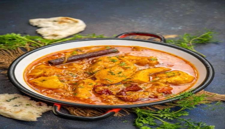 "دجاج بالكاري بنكهات غنية ومميزة بأسلوب هندي أصيل"