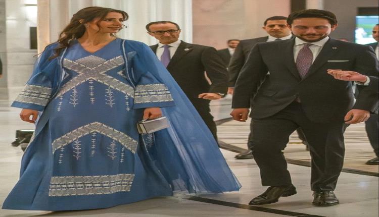 من السماوي إلى الكحلي.. الأزرق بصمة مميزة في أسلوب الأميرة رجوة