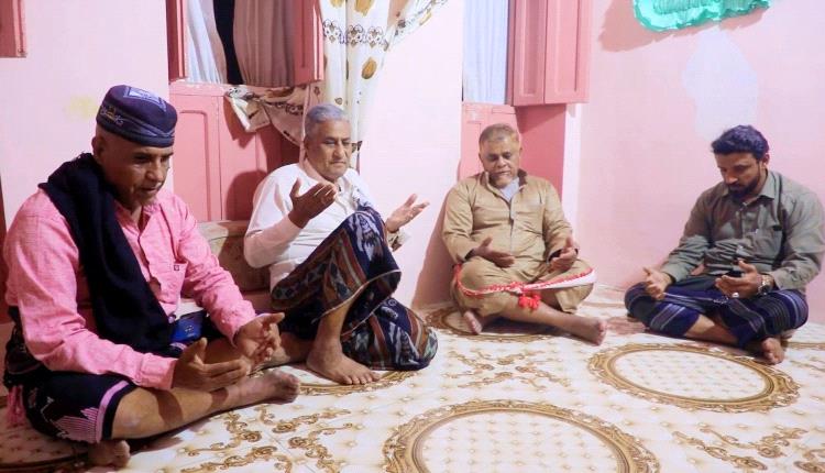 انتقالي حضرموت يحيي الذكرى الـ14 للشهيد محمد بارعيدة بزيارة إلى أسرته في المكلا