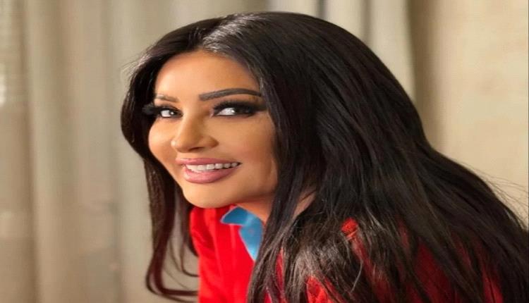 لطيفة تصارح جمهورها بحزنها بعد فقدان والدتها ودخولها مصحة نفسية