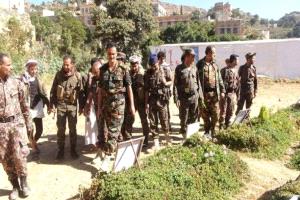 مخاوف من عمليات انتقامية.. مقـ.ـتل قيادي حـ.ـوثي في اشتباك مع قبائل يمنية