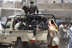 لليوم الثاني توالياً .. مليشـ.ـيا الحـ,ـوثي تدفع بتعزيزات ضخمة باتجاه هذه المحافظات!