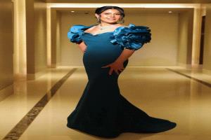 حفيدة صباح الجزائري تخطف القلوب بجاذبيتها وأسلوبها الراقي