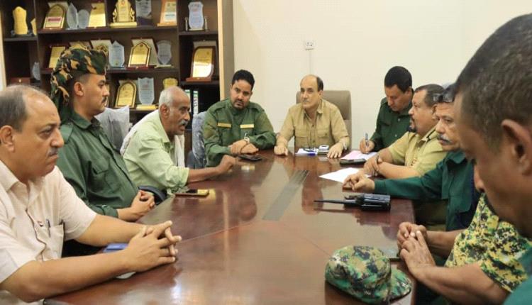 مدير عام دارسعد يشدد على تكثيف الرقابة الميدانية وحماية الممتلكات العامة والخاصة وضبط الأسعار