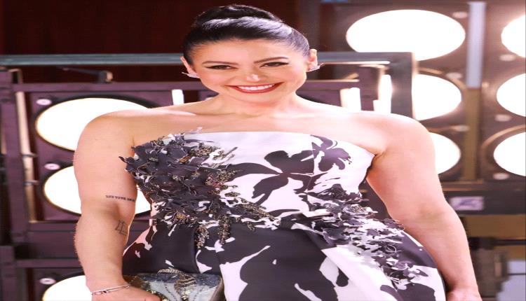 أزمة طلاق زوجها لم توقف لقاء الخميسي عن الحديث… إليكم رسالتها الجديدة