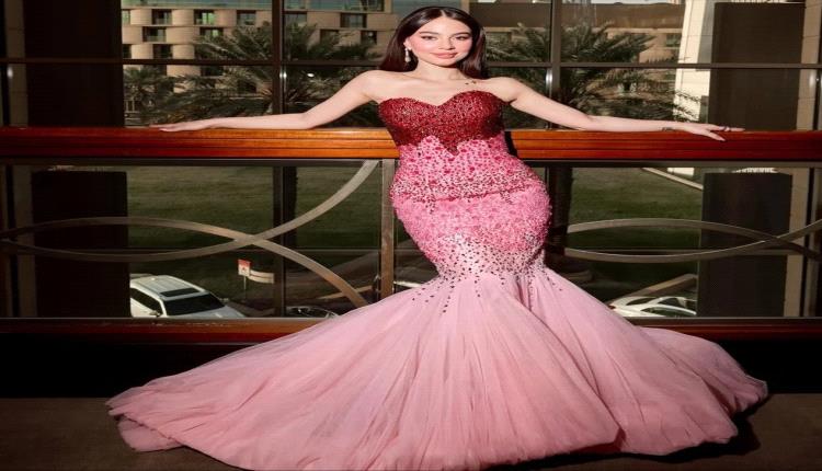 البلوغر والفنانة الشابة السورية بيسان إسماعيل تتألّق بفستان حورية البحر الكشاكش في أحدث إطلالاتها