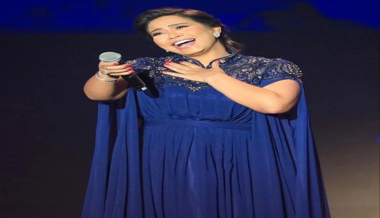 شقيقة زينة تكشف دعمها لشيرين عبد الوهاب بدعاء أمام الكعبة