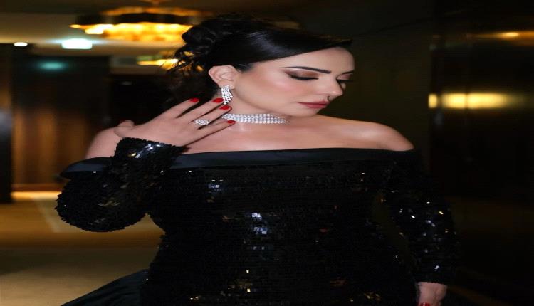 كبرت وخطفت الأنظار… إبنة أمل عرفة تتحوّل إلى شابة حسناء والجمهور مصدوم!