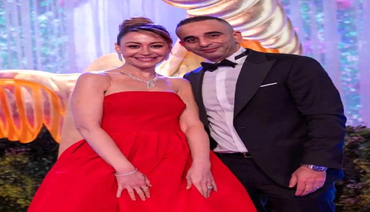 الحب على السجادة الحمراء: منة شلبي وأحمد الجنايني يخطفان الأنظار بعد زواجهما