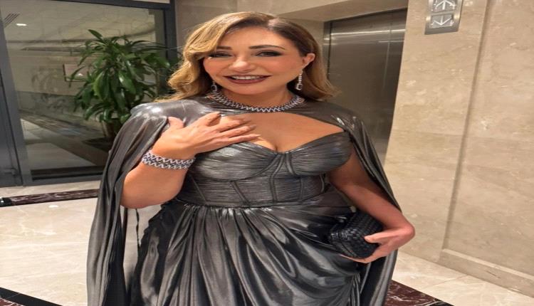 ليلى علوي تُفاجئ أنغام ومي عز الدين في عيد ميلادهما بطريقة ساحرة