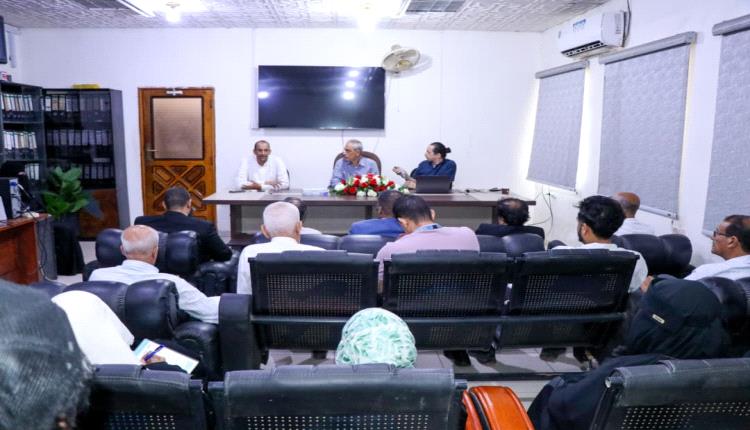 لقاء بعدن يناقش إعداد دراسة متكاملة لإعادة تأهيل محطة معالجة الصرف الصحي بالشعب