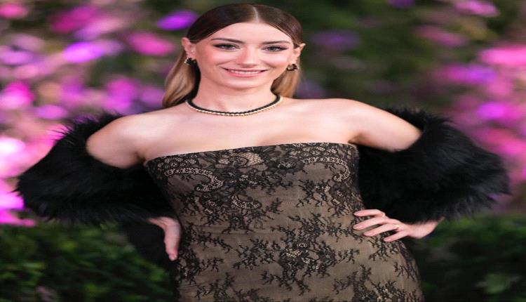 كيف نسّقت النجمات الفرو هذا الموسم؟ إطلالات لا تفوّت