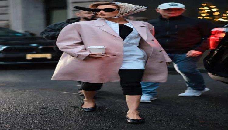 تصاميم مميزة… بيلا حديد وكايلي جينر تبرزان أسلوبهما في تنسيق الأغطية