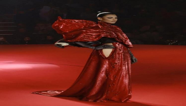 حضور عربي لافت… أميمة طالب تشارك كعارضة أزياء في أسبوع باريس للأزياء الراقية