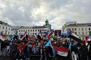 تظاهرة حاشدة للجالية الجنوبية أمام مبنى الاتحاد الأوروبي في بلجيكا تطالب بدعم استقلال الجنوب