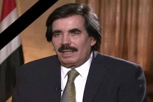 القائم بأعمال وزير النقل يعزي في وفاة نائب رئيس مجلس الرئاسة الأسبق القامة الوطنية المناضل علي سالم البيض