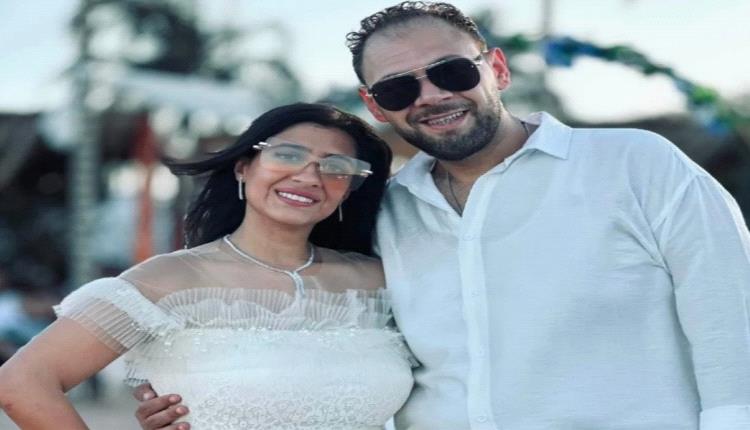 محمد علي رزق يقيم حفل زفاف بعد زواج خمس سنوات في لفتة رومانسية أوفى من خلالها بوعد قديم قطعه