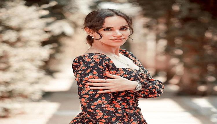 نور عمرو دياب تشارك لحظة خاصة مع والدتها شيرين رضا في عيد ميلادها
