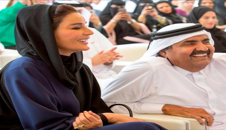 بعد رحيله.. الجمهور يستعيد صورًا مؤثرة للأمير حمد آل ثاني مع الشيخة موزا