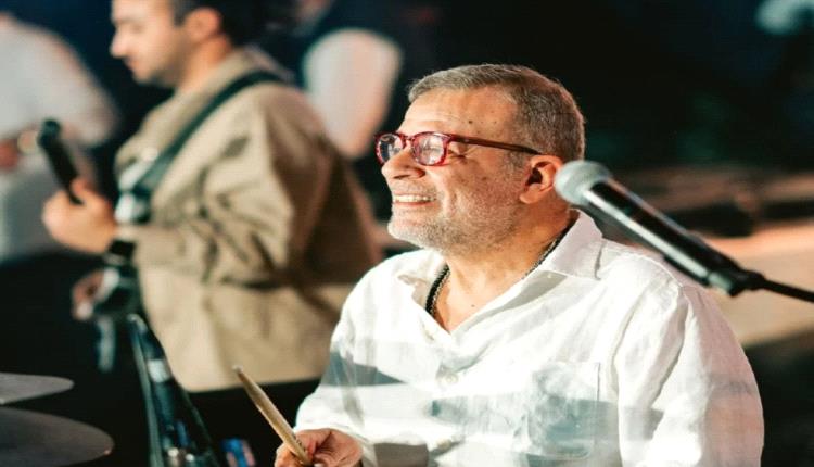 شريف منير يتحدث عن كواليس ظهوره عازفًا على الدرامز في الأوبرا