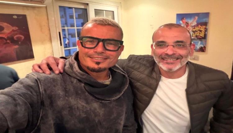 عمرو دياب يجمع أيمن بهجت قمر ونجله في أغنية «سلام كبير» ضمن أغاني ألبومه الجديد «حبيتك»