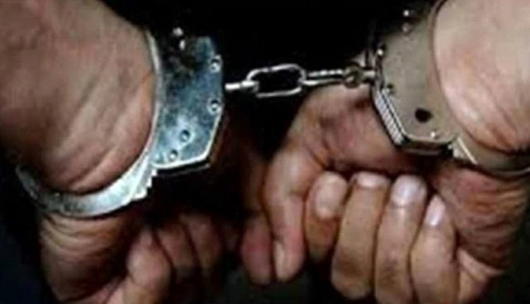 بلوجر مصرية شهيرة تتهم زوجها بالسرقة وتجارة المخدرات بعدما رفض ظهورها على الإنترنت