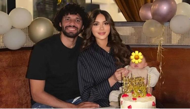 ما حقيقة طلاق محمد النني من زوجته المغربية بسبب عضة حصان وهرمونات الحمل؟