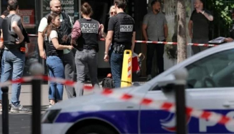 شرطي فرنسي خارج الخدمة يُنقذ باريس من مجزرة طعن مروعة وإصابة 3 نساء