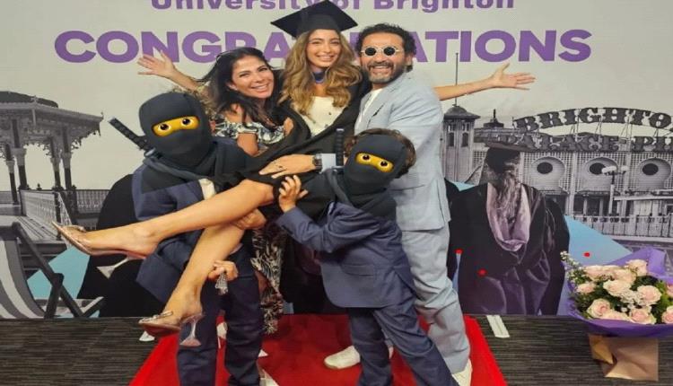 زغرودة منى زكي تشعل التفاعل في حفل تخرج ابنتها لي لي