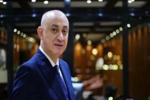 وفاة المحامٍ الشهير عصام البطاوي بشكل مأساوي أثناء مرافعته داخل محكمة الجنايات في مصر