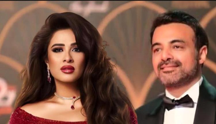 هل تخلت ياسمين عبدالعزيز عنه؟..عمرو محمود ياسين يرد