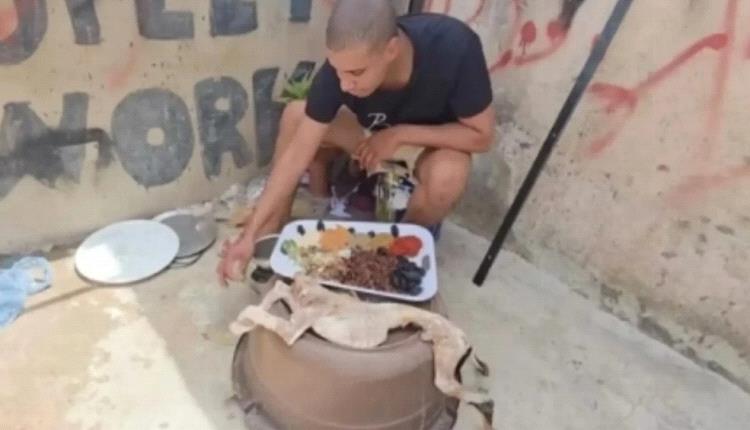 من أجل اللايكات.. بلوغر عربي يشوي كلباً ويقدمه كأضحية بدل الخروف ويفجّر غضب السوشيال ميديا