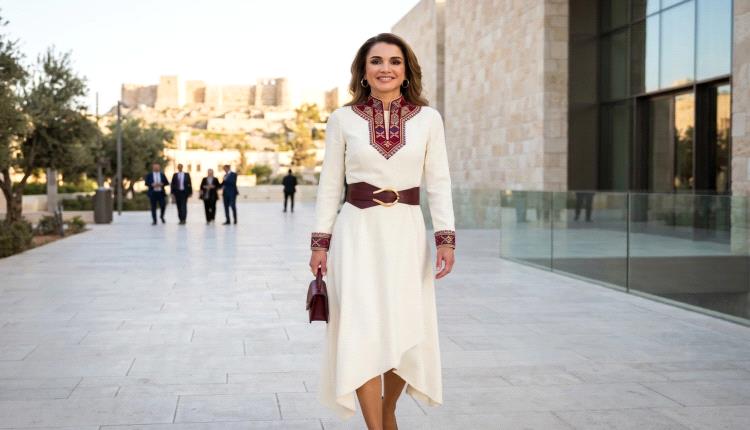 الملكة رانيا العبد الله تواصل التألق من التراث العربي إلى العالمية وتعيد رسم ملامح الأناقة الملكية بأسلوب عصري لافت