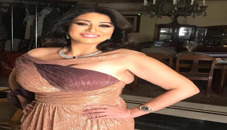 أزمة وفاء عامر و«بنت مبارك».. دفاع الفنانة يتوعد برد قانوني عنيف ويقاضي مواقع النشر