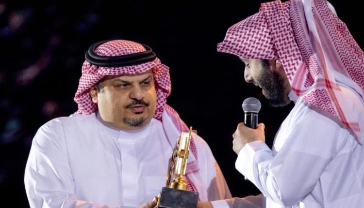 عبدالرحمن بن مساعد يرد بحسم على اتهامه بـ تملق تركي آل الشيخ.. والمستشار يصف المنتقدين بالمرتزقة